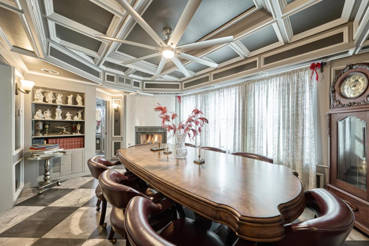 هيوستن Villa With 8 Bedrooms And Heated Swimming Pool المظهر الخارجي الصورة